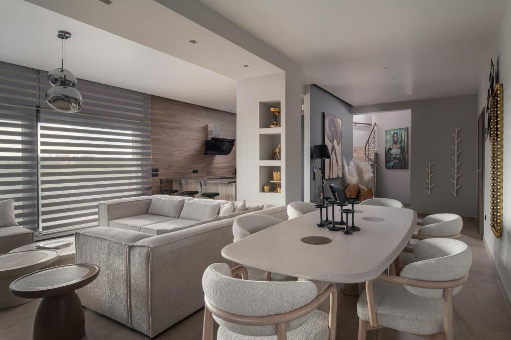 https://mhomedesign.gr/wp-content/uploads/2025/05/686424475.jpg